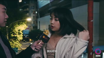 Street interview with Yueyue, a commissioner