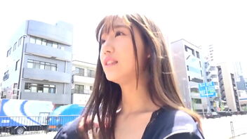 A young Japanese university student fulfills her comic book fantasies and becomes a jelly begging virgin.