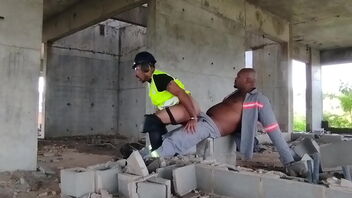 A construction worker goes rogue and seduces the foreman when he is alone on the job site.